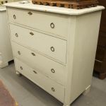 877 2653 CHEST OF DRAWERS